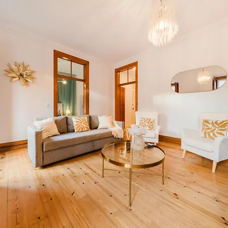 Hot Tub & Garden In Heart Of Lisbon, 5br Wac דירה *