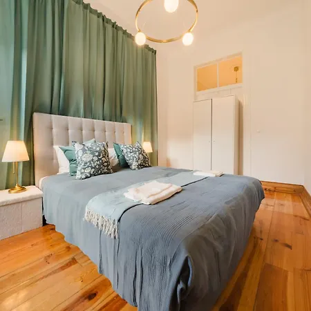 Hot Tub & Garden In Heart Of Lisbon, 5br Wac דירה אלקבידצ'ה
