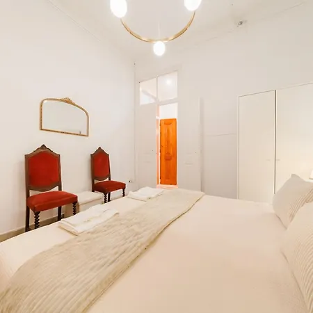 Hot Tub & Garden In Heart Of Lisbon, 5br Wac דירה