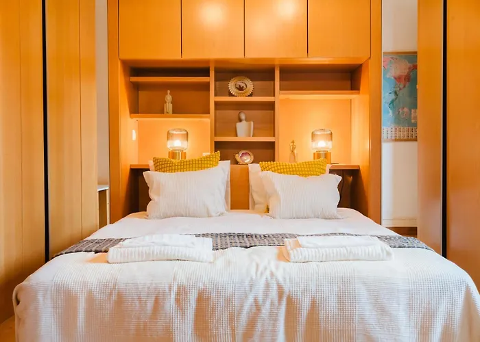 Big 5br Garden & Hot Tub In Heartoflisbon アルカビデシェ