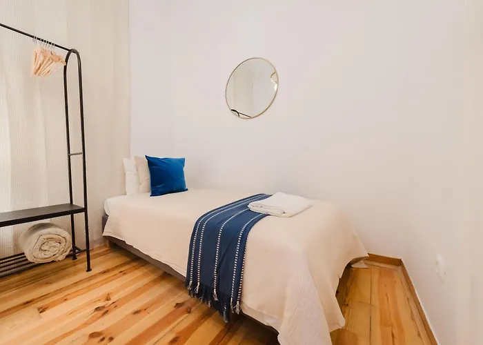 アパート Big 5br Garden & Hot Tub In Heartoflisbon *